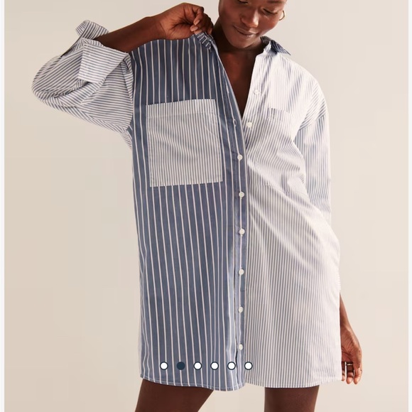 Abercrombie & Fitch Dresses & Skirts - Women’s Relaxed Poplin Shirt Dress